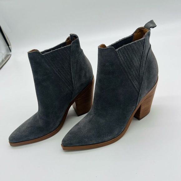 Gadri Pointed Toe Bootie
MARC FISHER LTD - Picture 4 of 7